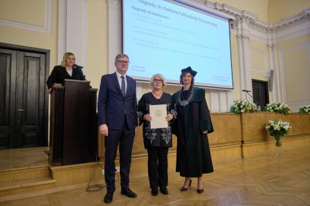 Zdjęcie: Nagrodzeni pracownicy