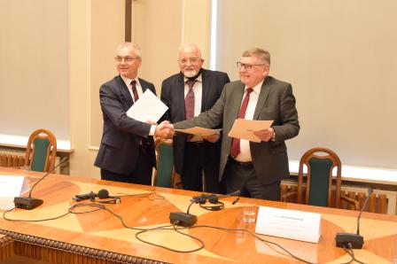 zdjęcie: konferencja z podsumowania projektu 13/14